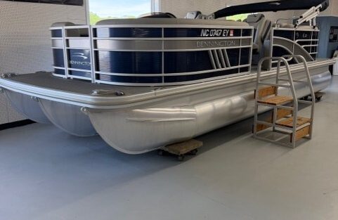 2022 Bennington 22lsr Tritoon (5)